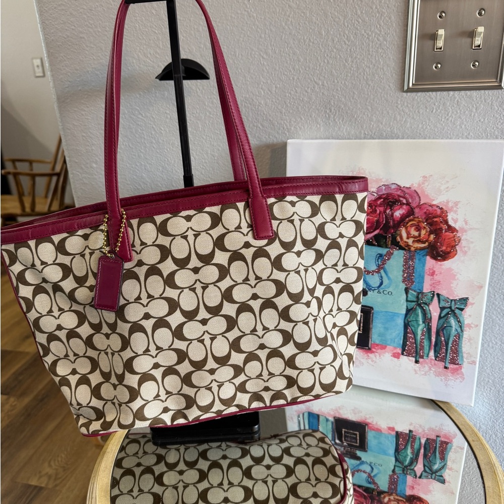 COACH SIGNATURE LEGACY WEEKENDER TOTE BAG! ♥️🤎 EUC